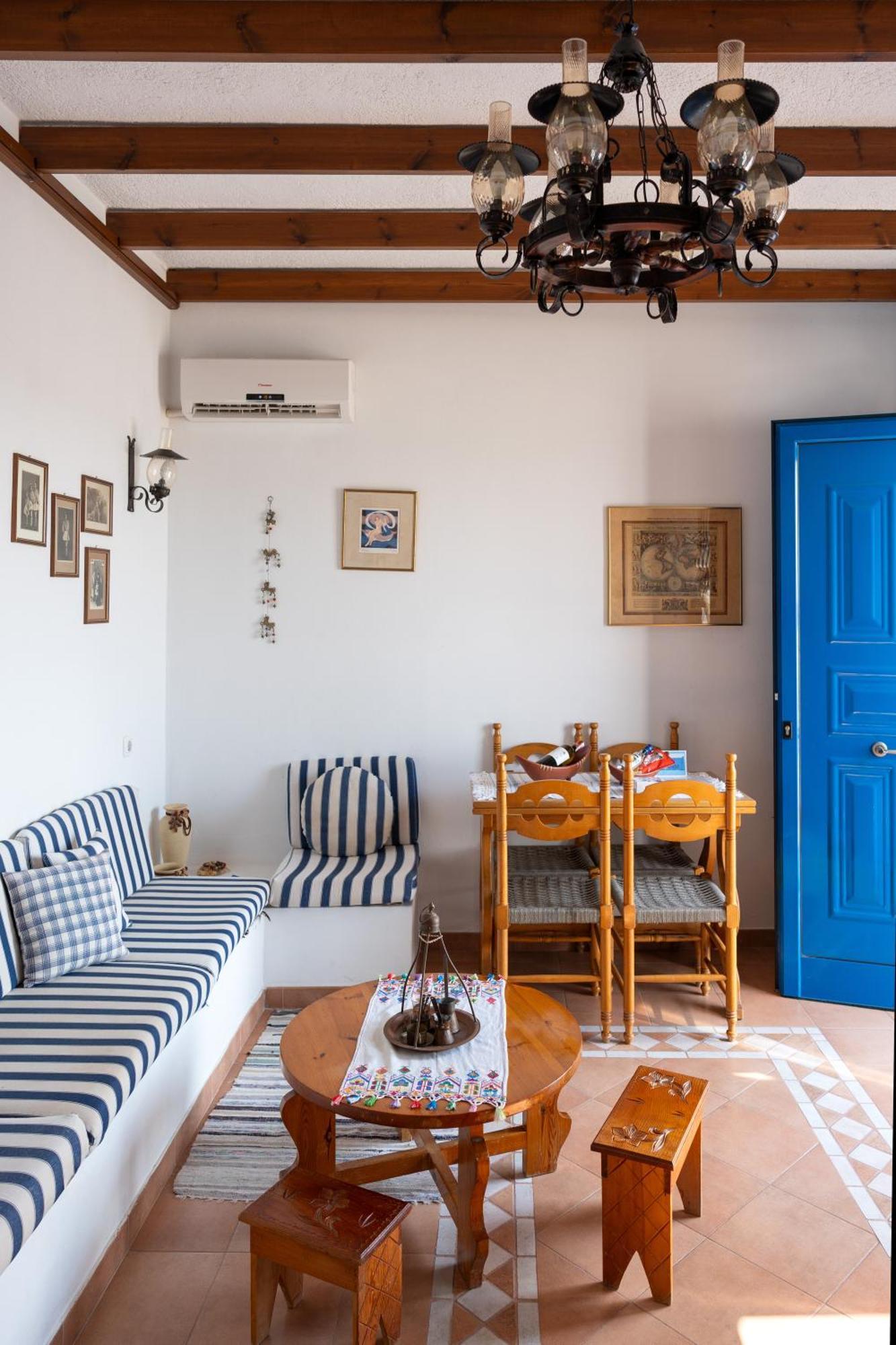 Irene'S House Guest House ลาคาเนีย ภายนอก รูปภาพ